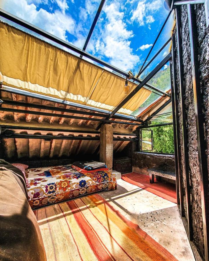 Wolf Totem Steam Punk Guesthouse Pisac Eksteriør bilde