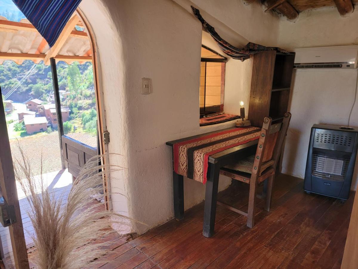 Wolf Totem Steam Punk Guesthouse Pisac Eksteriør bilde
