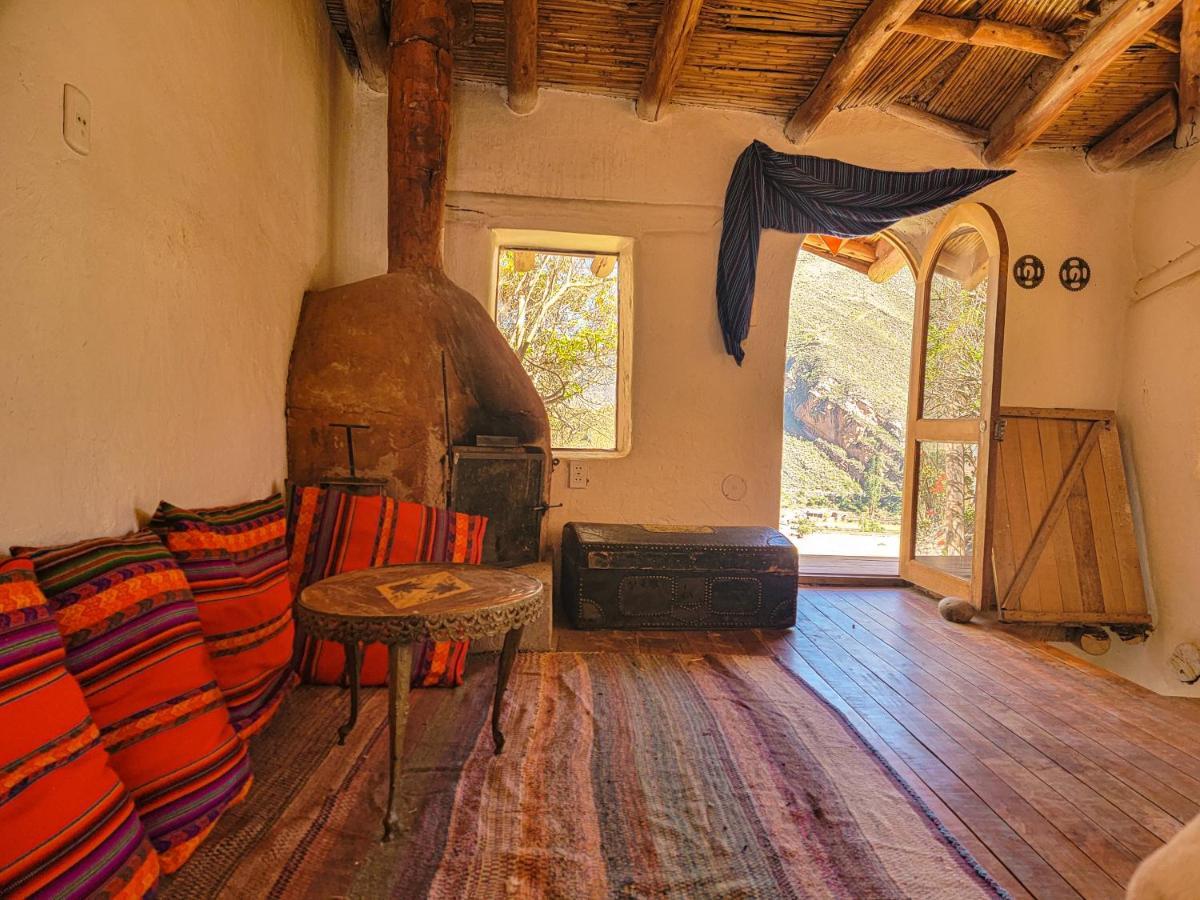 Wolf Totem Steam Punk Guesthouse Pisac Eksteriør bilde