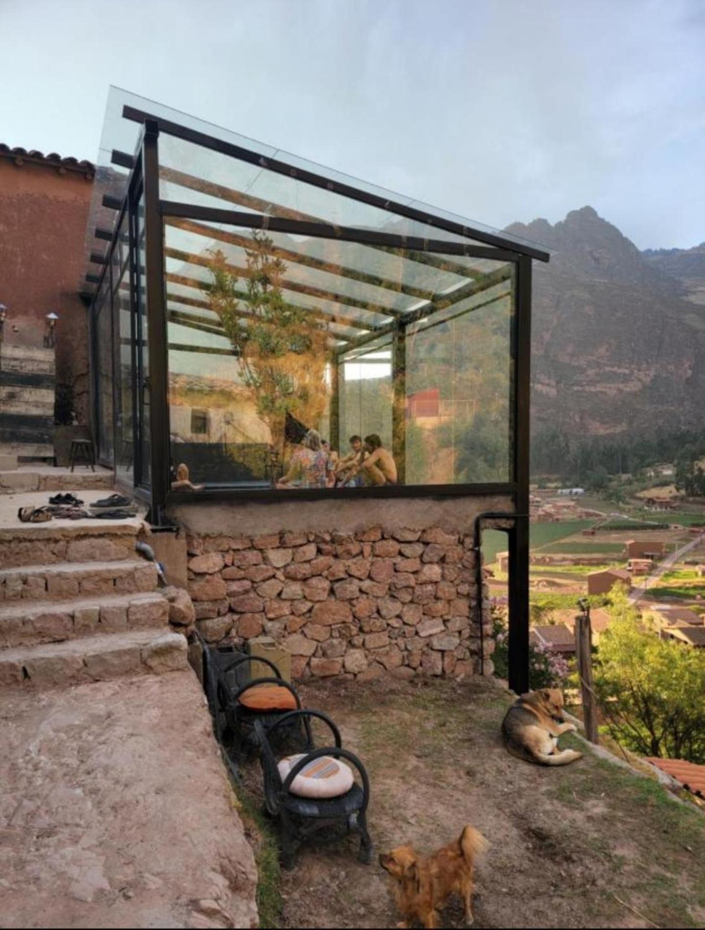 Wolf Totem Steam Punk Guesthouse Pisac Rom bilde