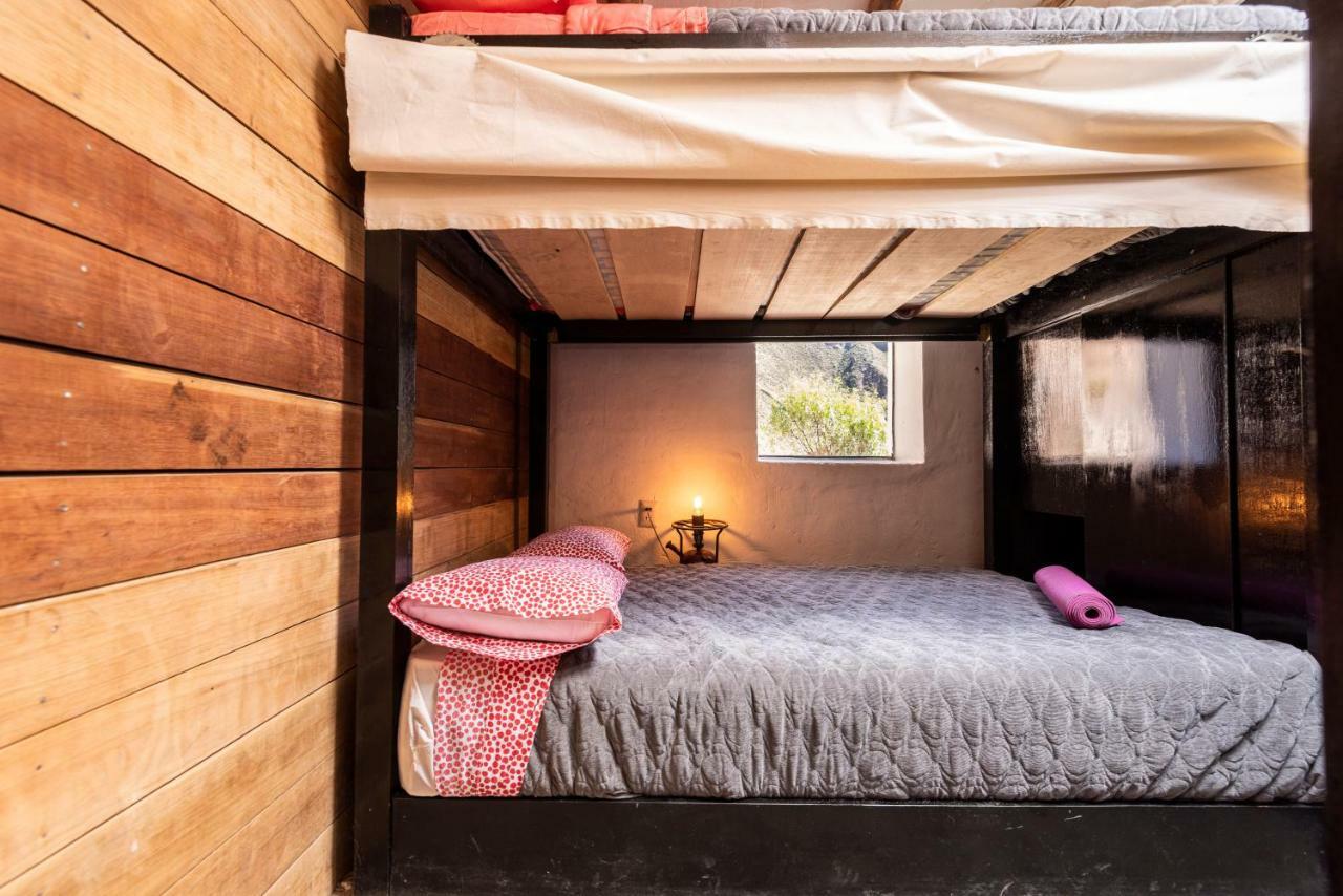 Wolf Totem Steam Punk Guesthouse Pisac Eksteriør bilde